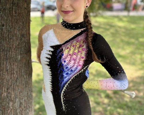 Sólo senior twirling   LAURA KOVÁČIKOVÁ