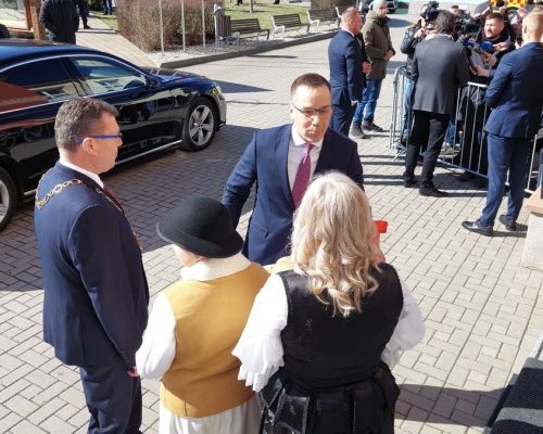 Privítanie ministra práce, sociálnych vecí a rodiny SR Erika Tomáša.