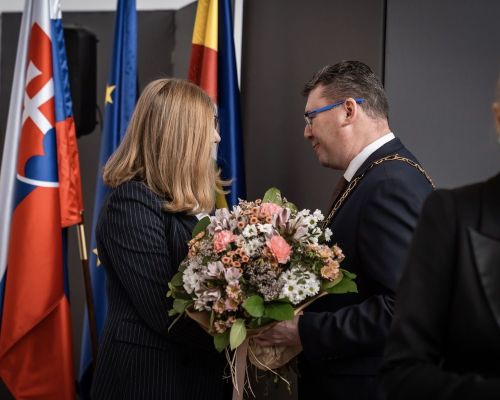 Privítanie štátnej tajomníčky ministerstva životného prostredia Gabriely Matečnej.
