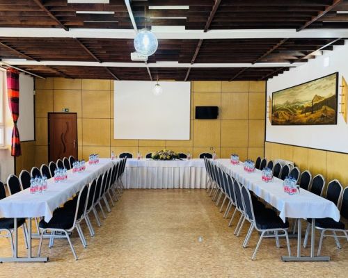 Priestory pohostinstva Trojka boli využité na stretnutie predsedu vlády a ministrov s primátormi a s